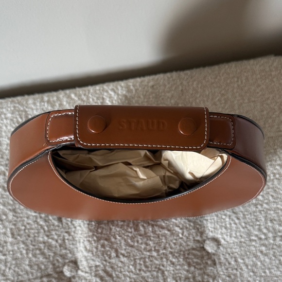 Staud Moon Bag in Cognac - Picture 7 of 12